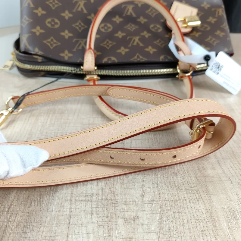 Louis Vuitton Top Handle Bag GRAND PALAIS Monogram PVC Medium34 × 15 × 24 cm — detail view 11 of 13