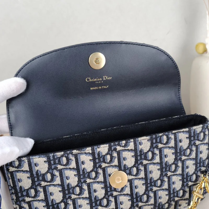DIOR Crossbody Bag30 Montaigne woc Blue Canvas One Size21.5 × 3 × 12 cm — detail view 11 of 13