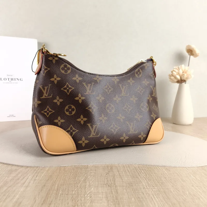 Louis Vuitton Crossbody Bag Boulogne PVC Small 26 × 9.5 × 16 cm — cover view 5 of 6