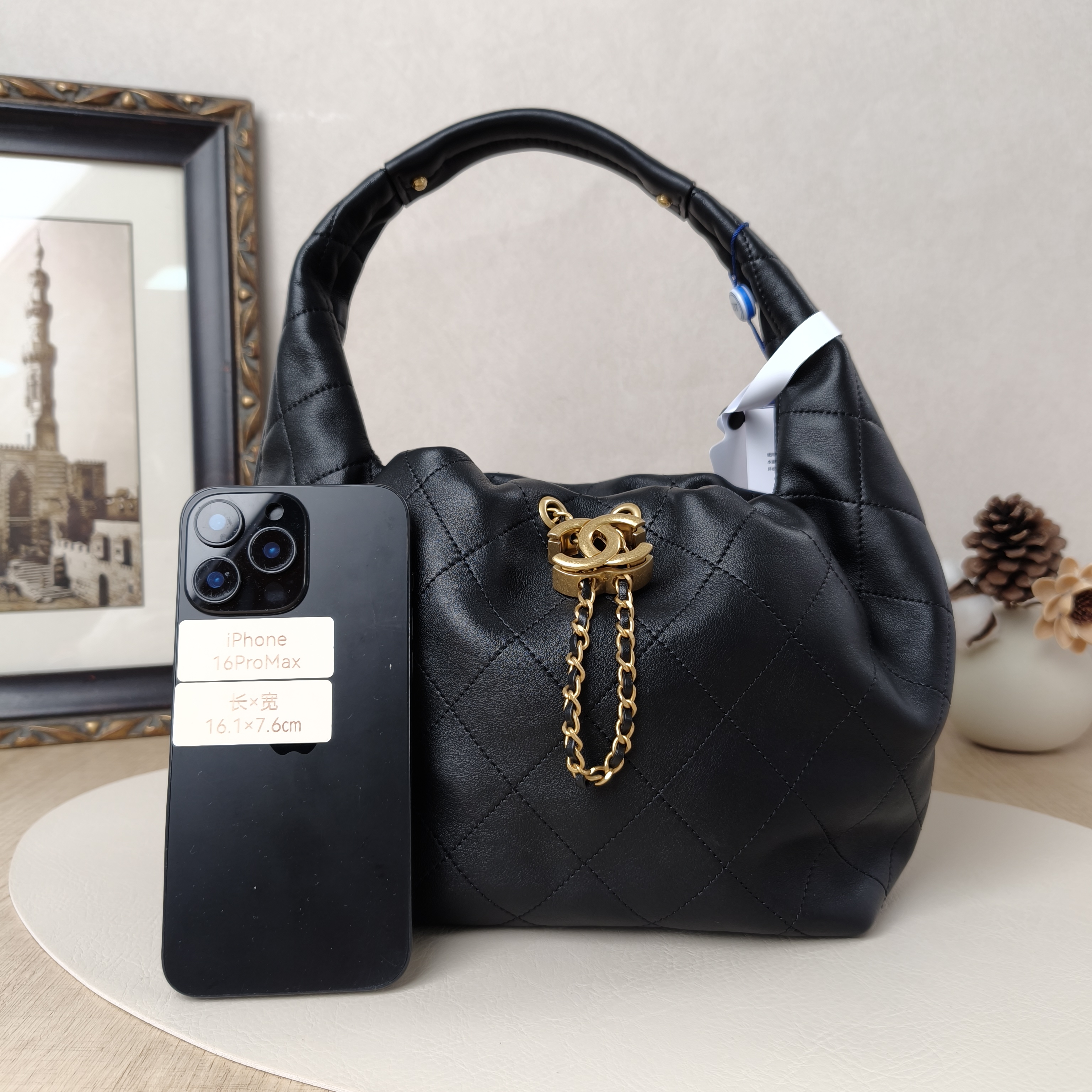 Chanel Crossbody Bag26c Black Calfskin 32 × 12 × 24 cm — cover view 3 of 11