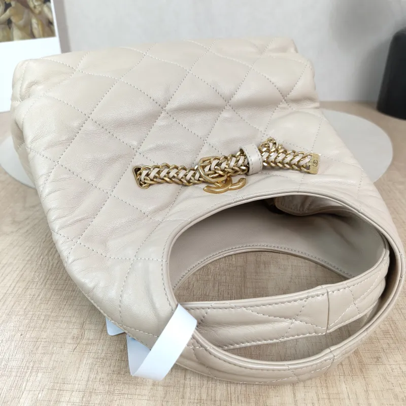 Chanel Top Handle Bag25p hobo Beige Lambskin One Size24 × 10 × 14 cm — detail view 9 of 12