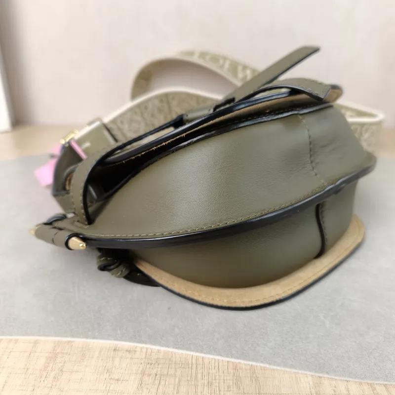 LOEWE Crossbody Bag Gate Dual Green Calfskin Mini 21 × 9.5 × 12.5 cm — detail view 9 of 13