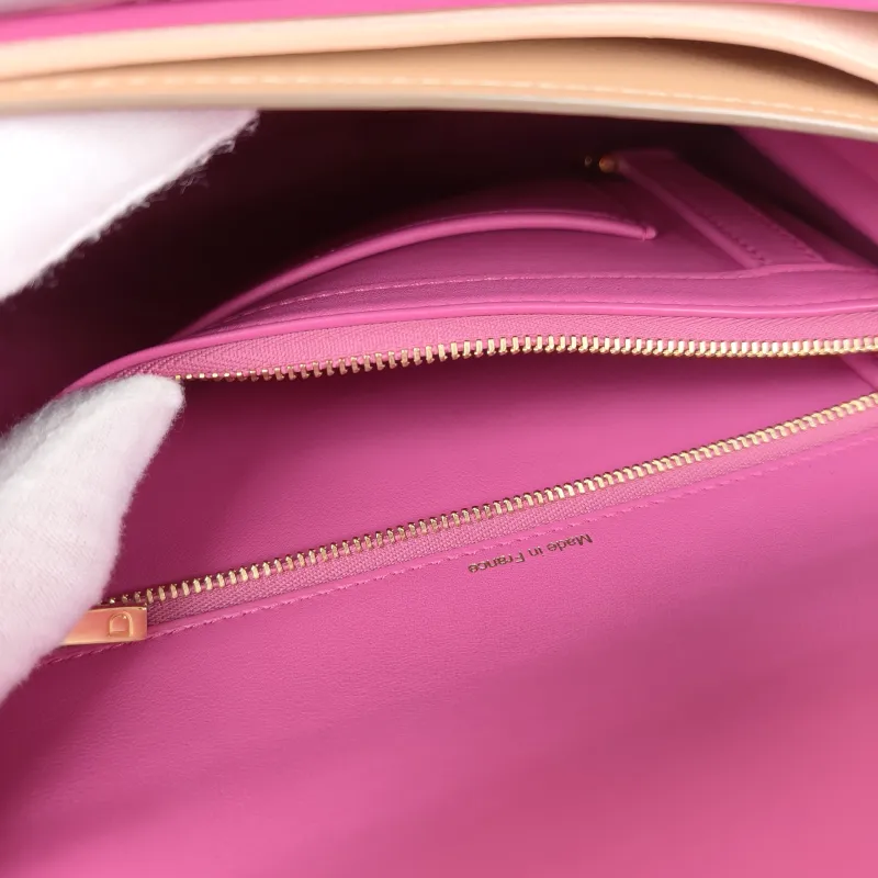 DELVAUX Top Handle Bag Brillant Calfskin Medium 29 × 15 × 22 cm — detail view 2 of 17