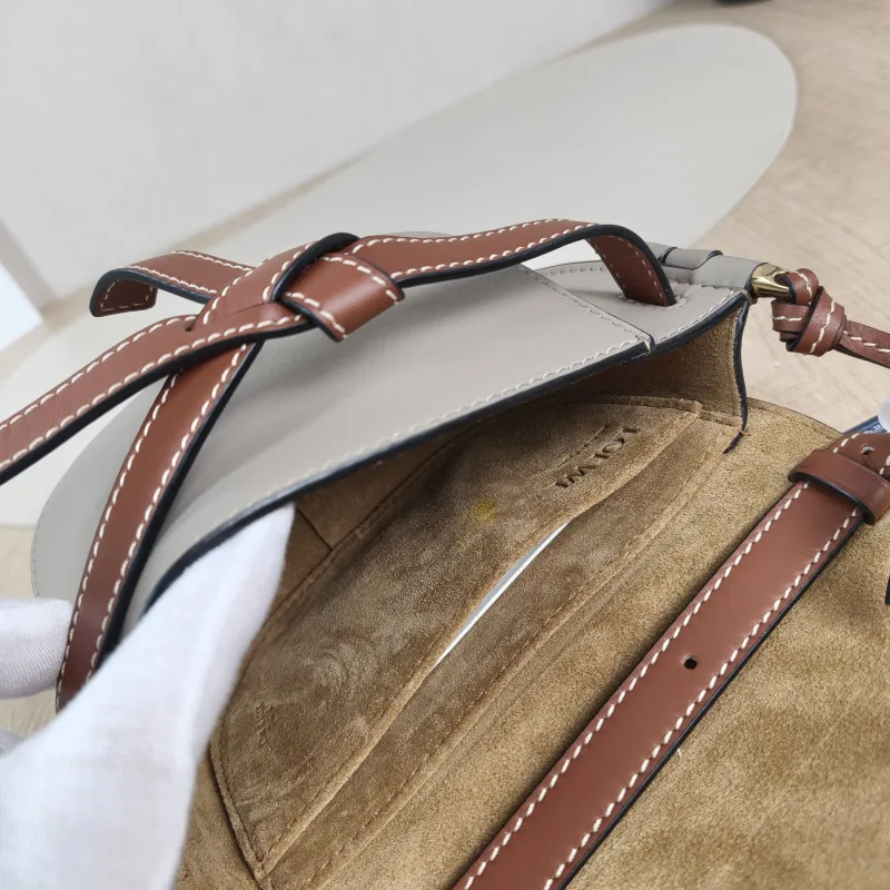 LOEWE Crossbody Bag Gate Colorblock Calfskin Mini 15 × 8 × 12.5 cm — detail view 2 of 12