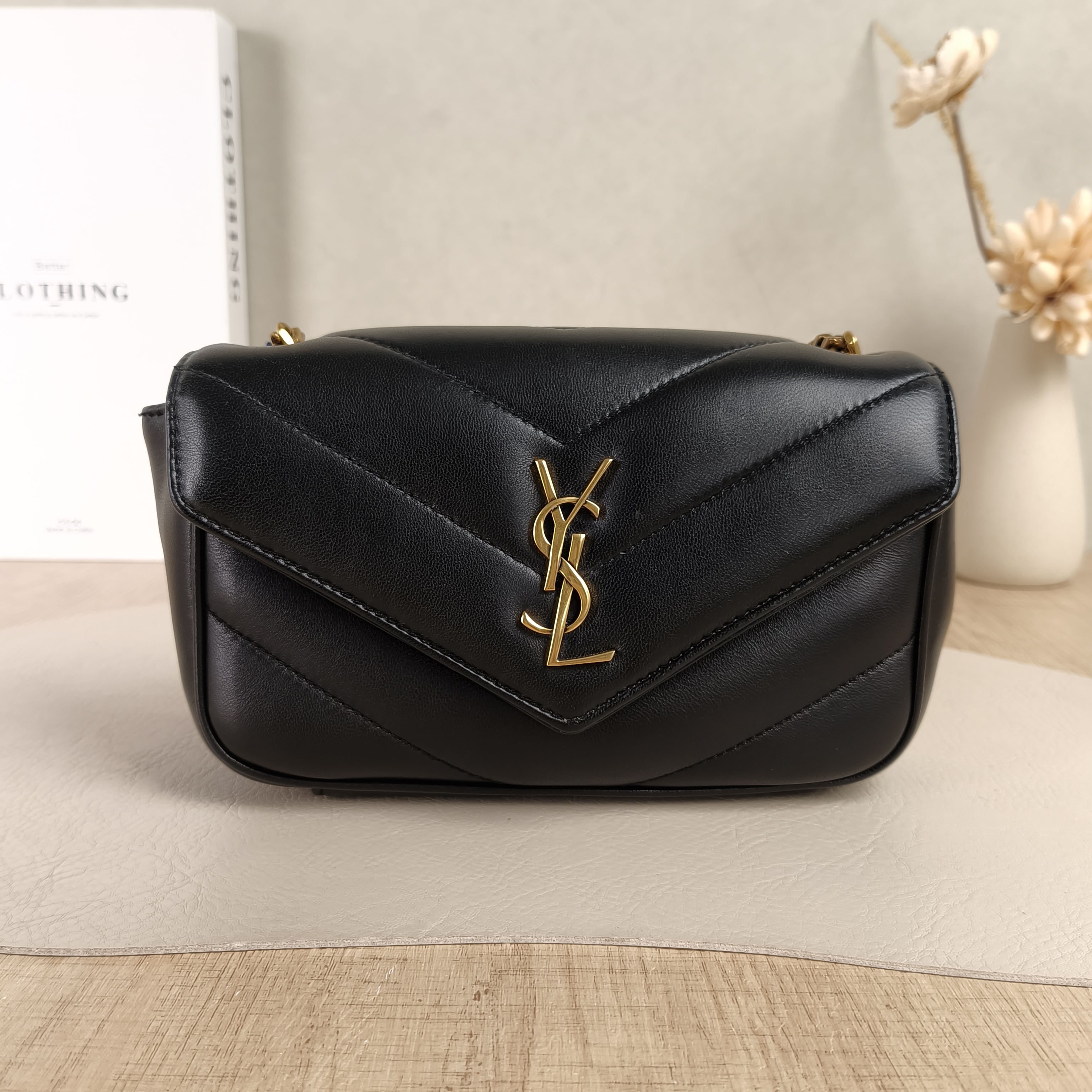 SAINT LAURENT Crossbody Bag LOULOU Black SL ambskinmini20 × 5 × 12 cm