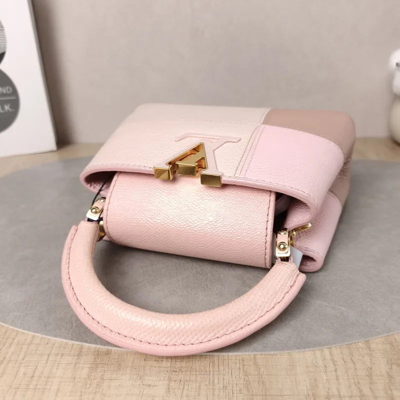 Louis Vuitton Crossbody Bag Capucines Pink Colorblock Calfskin · mini21 × 8 × 14 cm — detail view 2 of 13