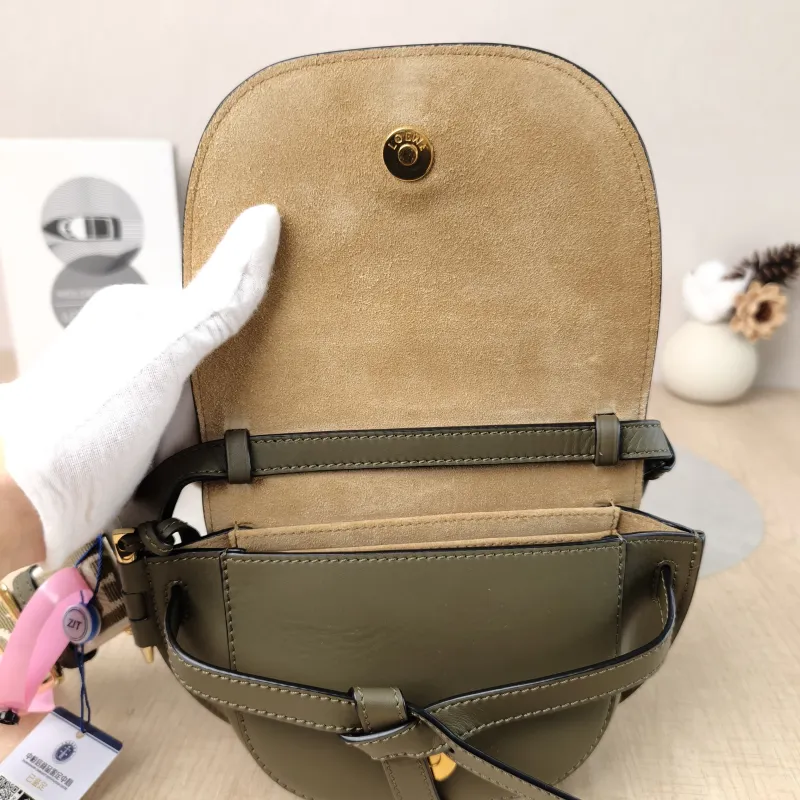 LOEWE Crossbody Bag Gate Dual Green Calfskin Mini 21 × 9.5 × 12.5 cm — detail view 8 of 13