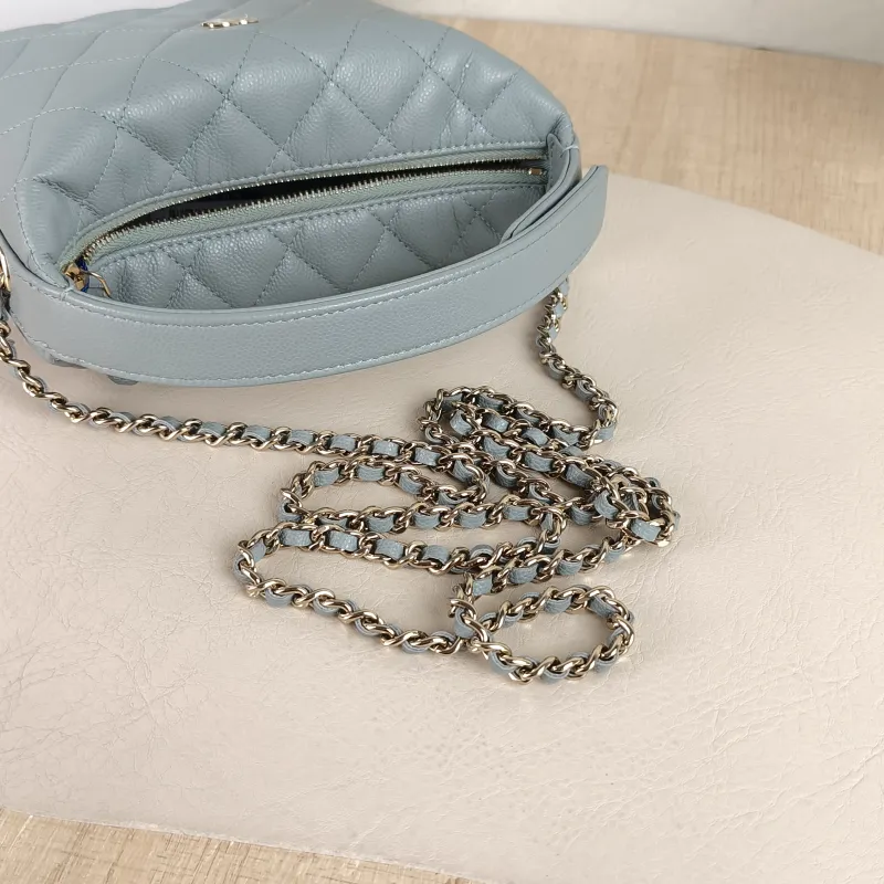 Chanel Crossbody Bag Crossbody Bag Grey Grained Calfskin One Size 16 × 6 × 13 cm — detail view 7 of 12