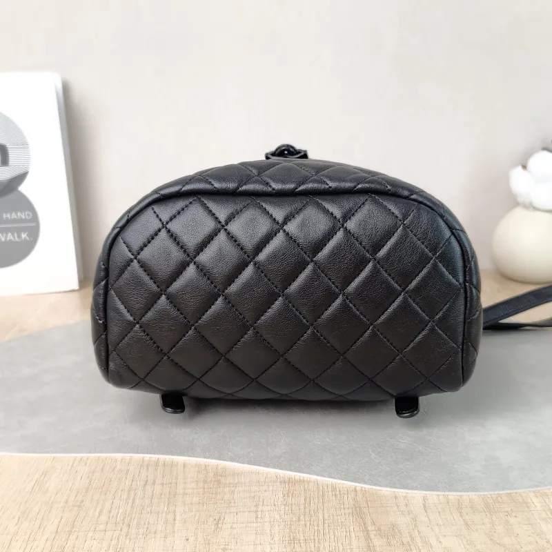 Chanel Backpack 23s Backpack Black Lambskin Large 20 × 12 × 25 cm 22 — cover view 4 of 6