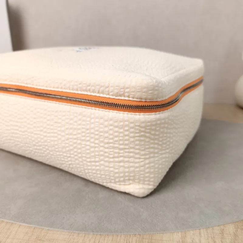 Hermès Top Handle Bag One Size 26 × 10 × 20 cm — detail view 9 of 12