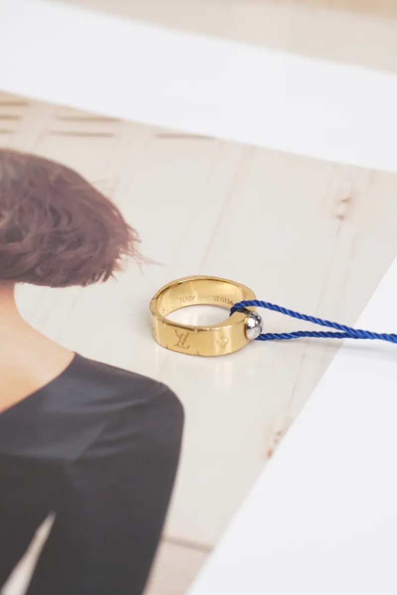 Louis Vuitton Jewelry · Ring One Size S — cover view 4 of 7