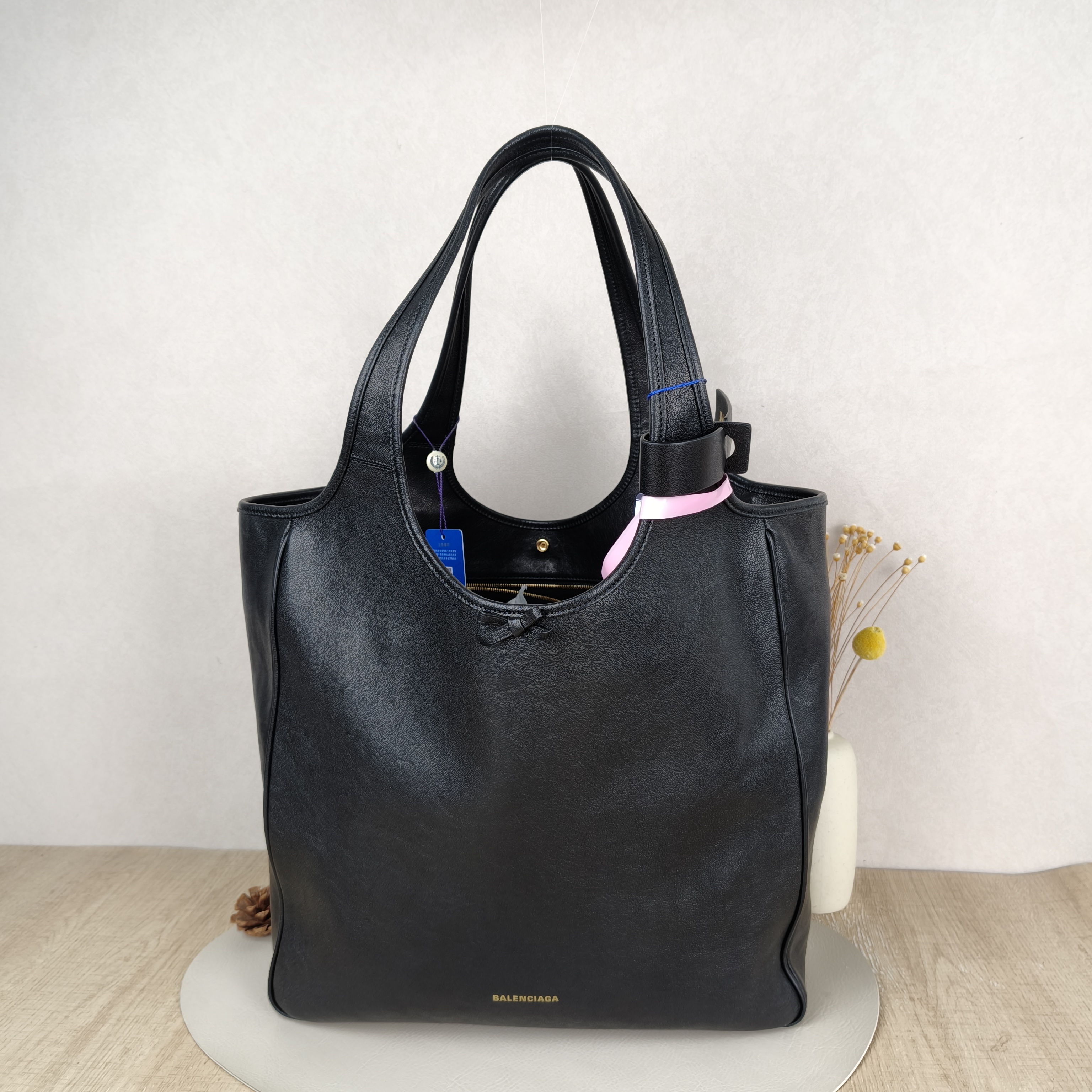 BALENCIAGA Shoulder Bag Tote Bag Black Calfskin One Size36 × 9 × 36 cm