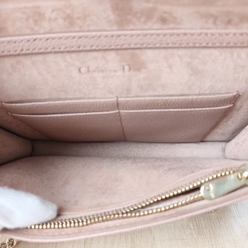 DIOR Crossbody Bag ama Calfskin Mini 19 × 3 × 12 cm — detail view 10 of 13