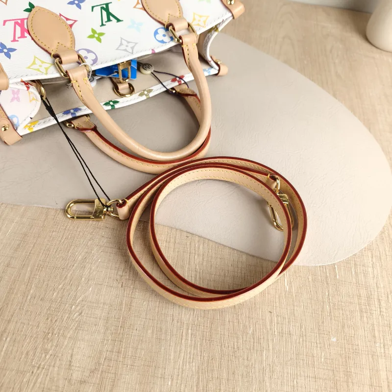 Louis Vuitton Shoulder Bag Onthego Multicolore PVC Small 25 × 11.5 × 19 cm — detail view 10 of 12