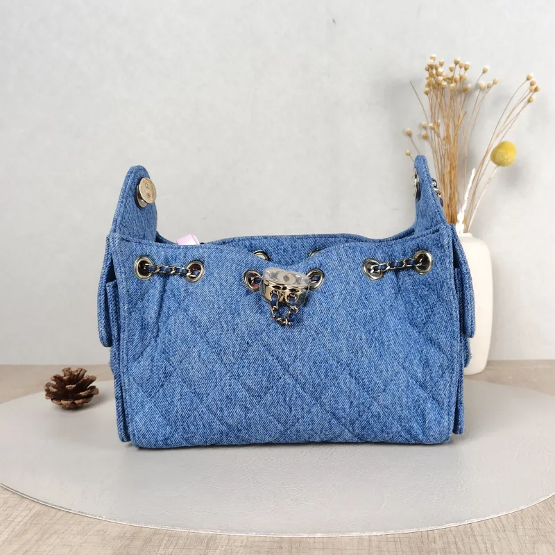 Chanel Crossbody Bag 25Bag Mini 22 × 12.5 × 22 cm