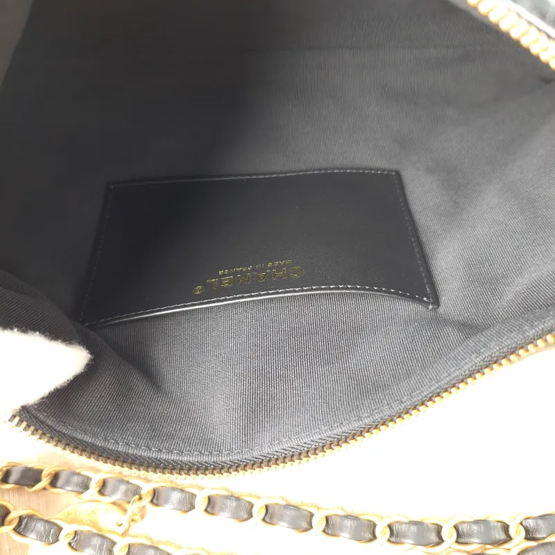 Chanel Shoulder Bag 25s hobo Black Lambskin 32 × 4 × 18 cm — detail view 2 of 11
