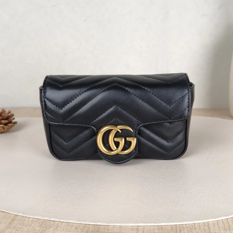 GUCCI Crossbody Bag GG Marmont Mini Marmont Mini Black Calfskinmini16.5 × 4.5 × 9.5 cm