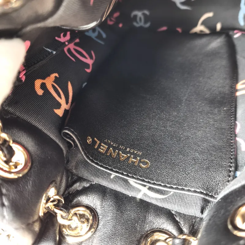 Chanel Backpack Backpack Black Lambskin One Size17 × 7.5 × 22 cm — detail view 7 of 12