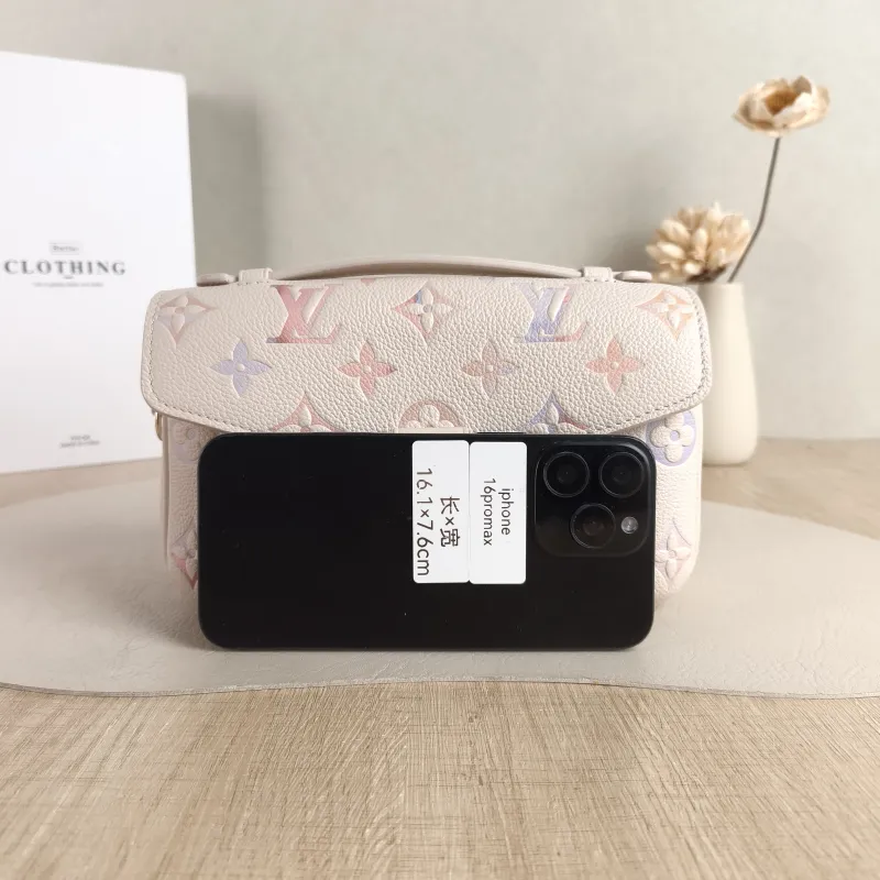 Louis Vuitton Crossbody Bag Pochette Métis East West Empreinte Embossed Calfskin Small 21.5 × 6 × 13.5 cm — cover view 5 of 6