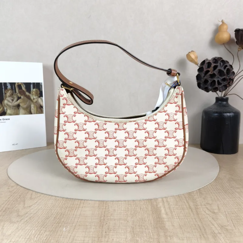 CELINE Shoulder Bag AVA Red PVC Medium23 × 6 × 13.5 cm — cover view 5 of 5