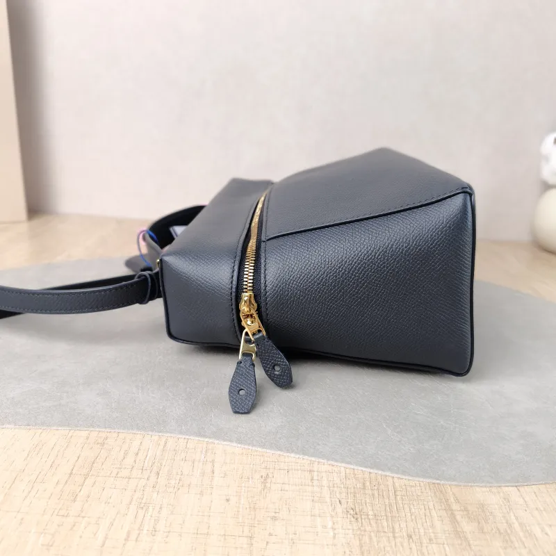Loro Piana Crossbody Bag Extra Bag L27 Grey Calfskin One Size 27 × 10 × 16 cm — detail view 1 of 14