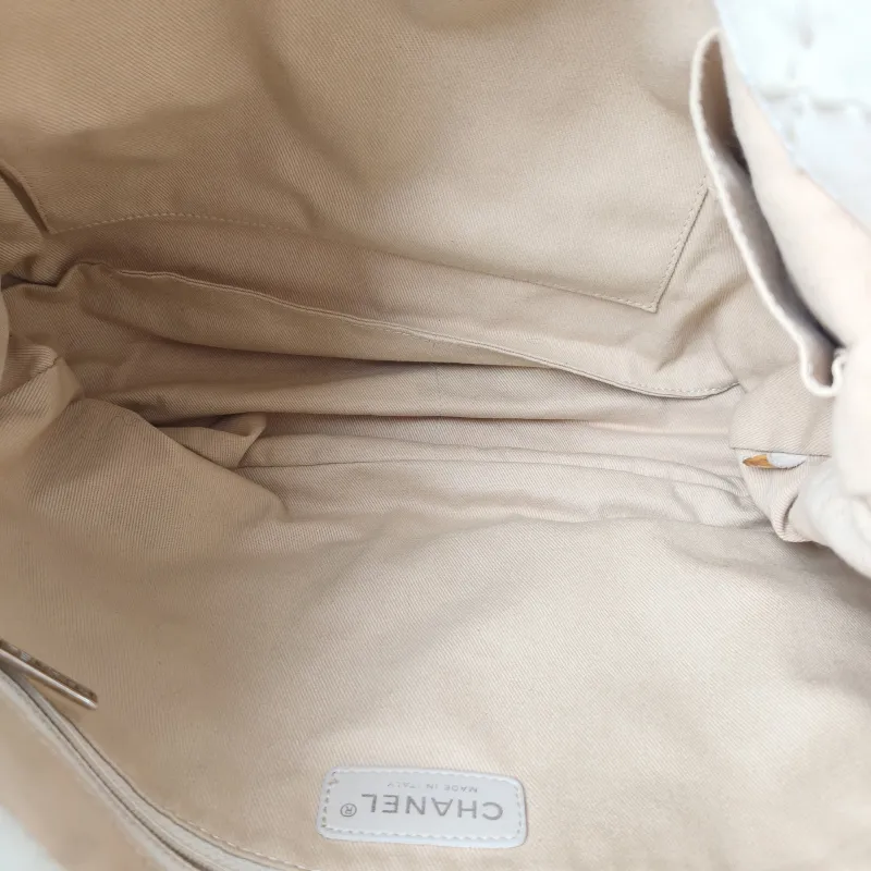 Chanel Shoulder Bag Tote Bag Beige Calfskin 37 × 7 × 29 cm 11 — detail view 12 of 12