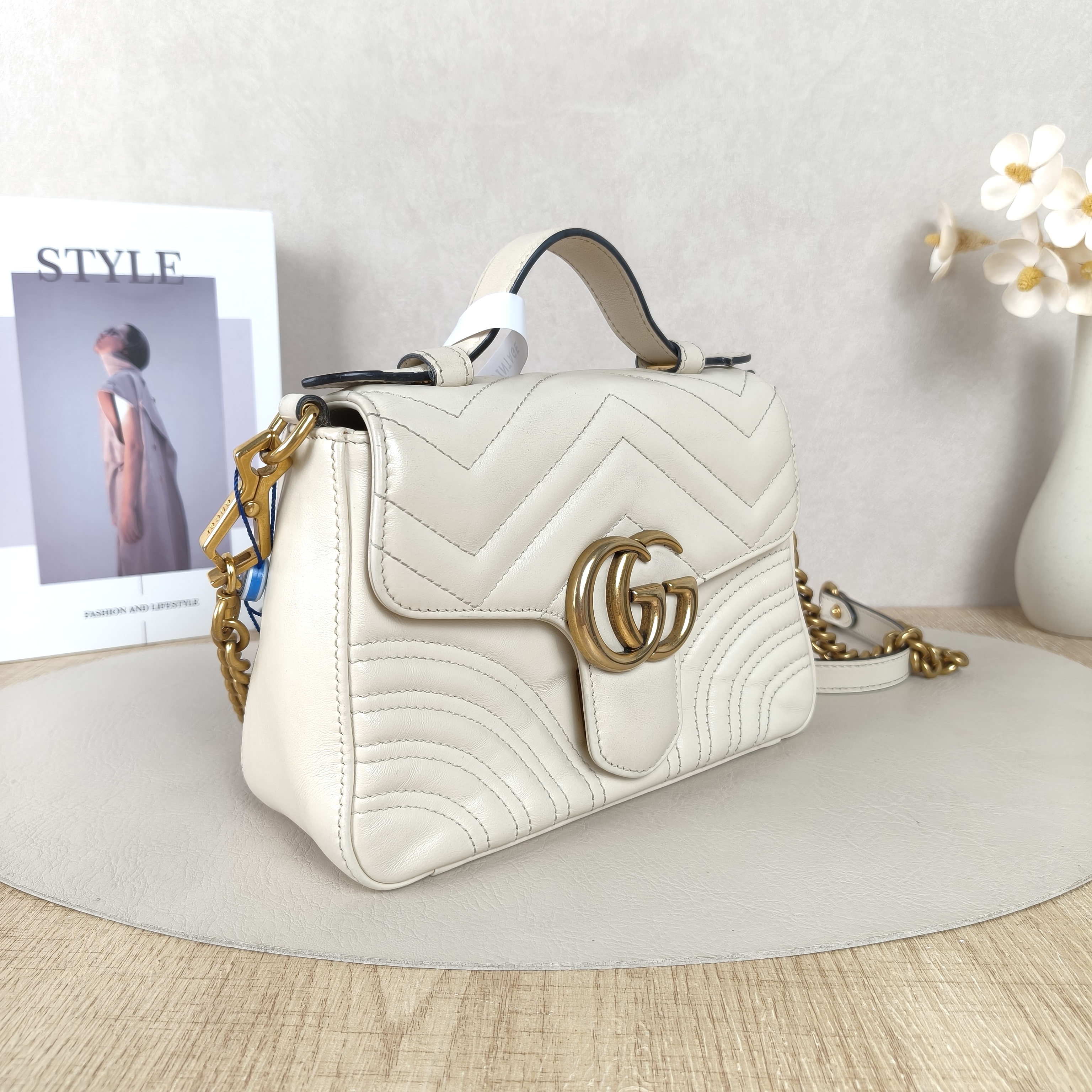 GUCCI GG Marmont Marmont mini White Calfskin · 21 × 8 × 15.5 cm — cover view 8 of 8