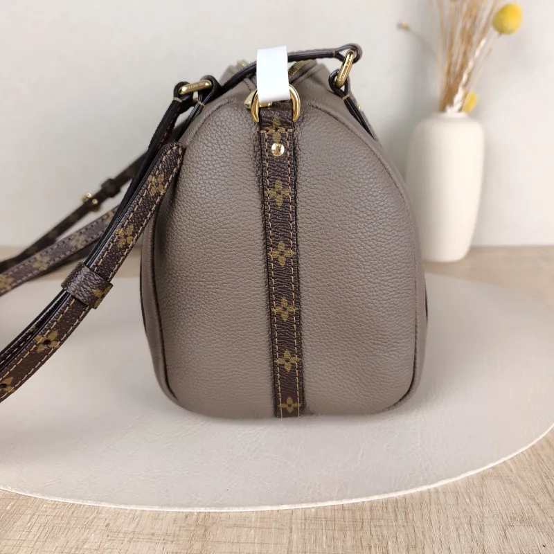 Louis Vuitton Shoulder Bag EXPRESS Shoulder Bag Grey Calfskin Small 26 × 13.5 × 17 cm — detail view 2 of 14