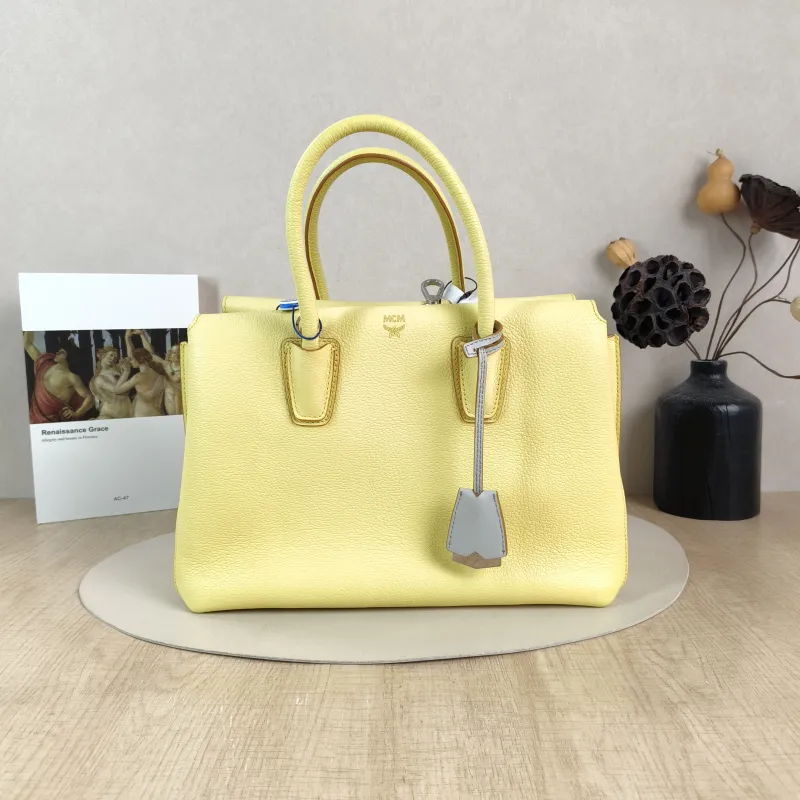 MCM Shoulder Bag Tote Bag Yellow One Size30 × 14 × 21 cm