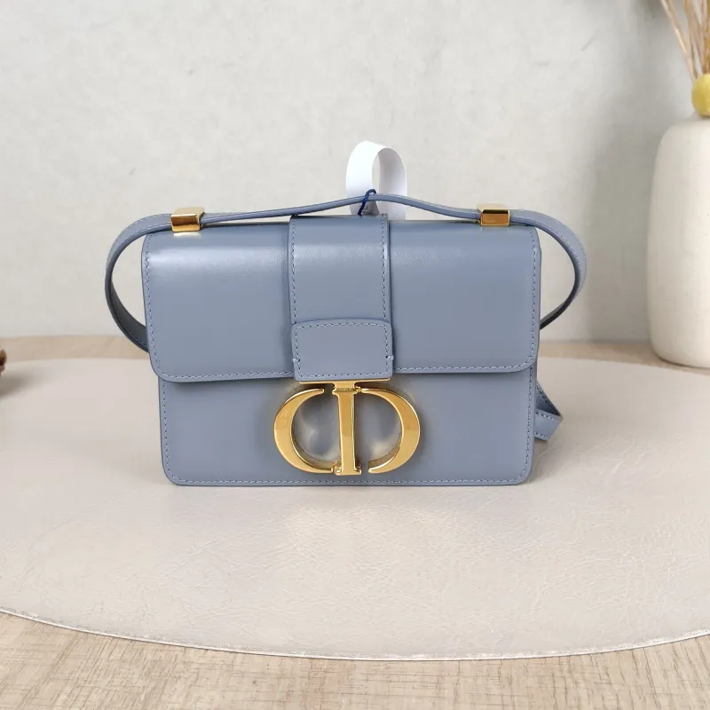 DIOR Shoulder Bag 30Montaigne 30 Calfskin Mini 15 × 4 × 11 cm