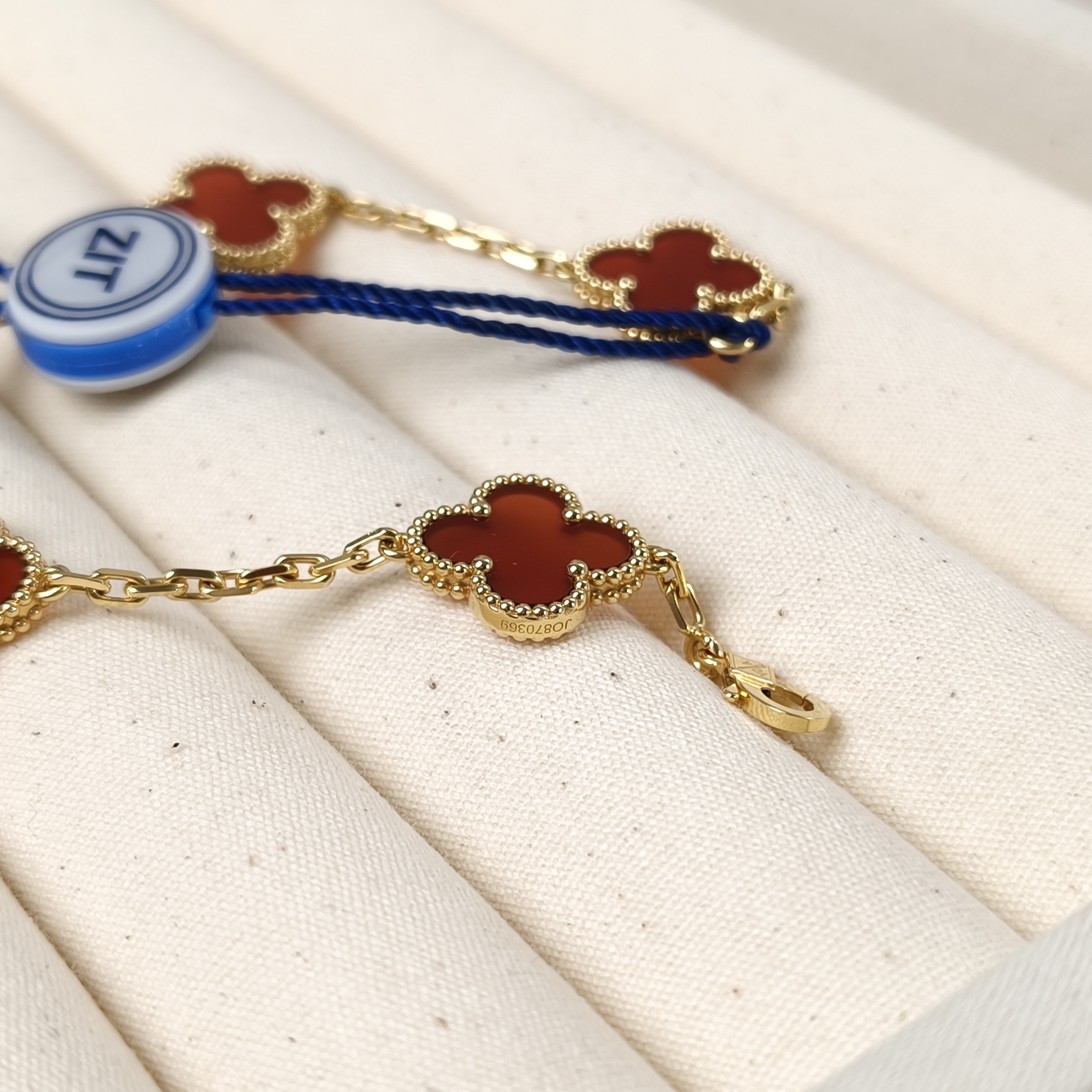 Van Cleef & Arpels Bracelet Alhambra Alhambra Collection Five-Motif Bracelet 18KY ellow Gold Vintage Small19cm Vintage Small — cover view 7 of 12