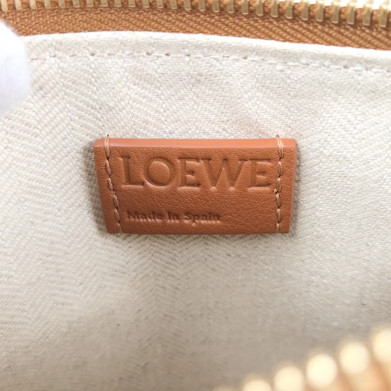 LOEWE Shoulder Bag Calfskinmini28 × 9.5 × 17 cm — detail view 5 of 12