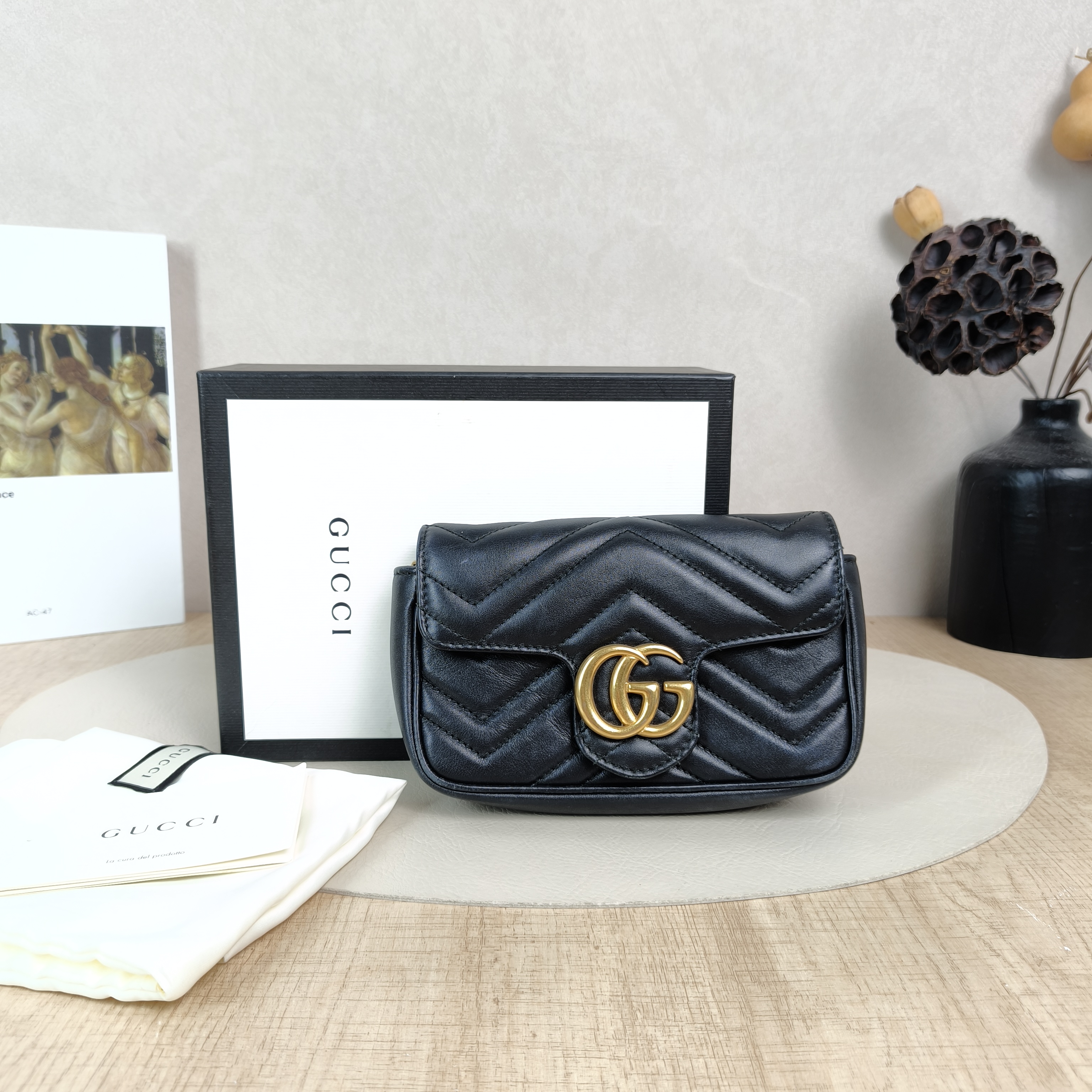 GUCCI Crossbody Bag GG Marmont Mini Marmont Mini Black Calfskinmini16.5 × 4.5 × 9.5 cm — cover view 6 of 6