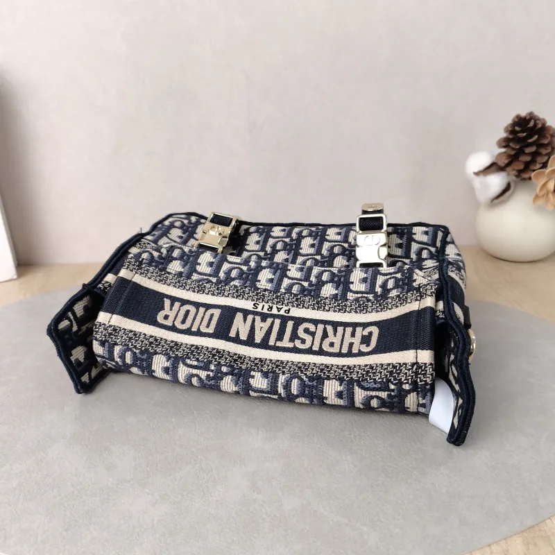 DIOR Crossbody Bag camp Messenger Bag Blue Canvas Small23 × 8 × 15 cm — detail view 10 of 13