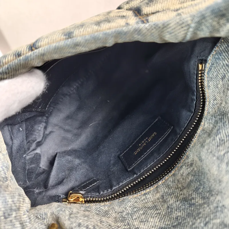 SAINT LAURENT Shoulder Bag LOULOU Blue Mini 20 × 7.5 × 14 cm — detail view 5 of 13