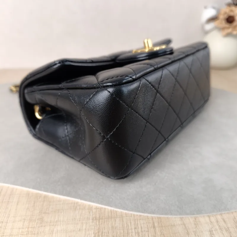 Chanel Crossbody Bag 25b c mini Black Lambskin mini 20 × 6 × 12 cm — detail view 1 of 10