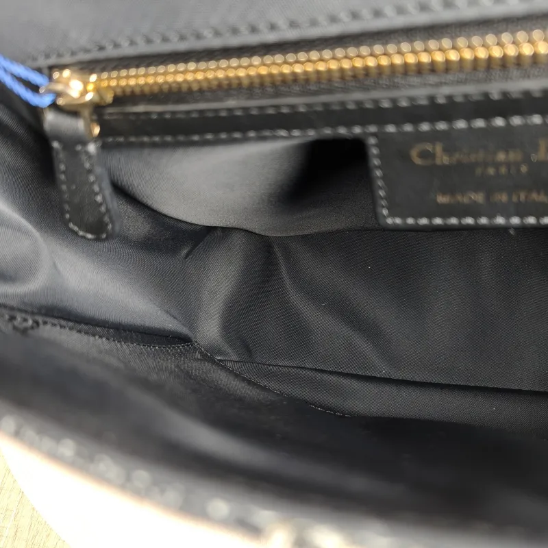 DIOR Crossbody Bag Magica Messenger Messenger Bag Black Canvas · Calfskin Small 21 × 8 × 17 cm — detail view 8 of 11