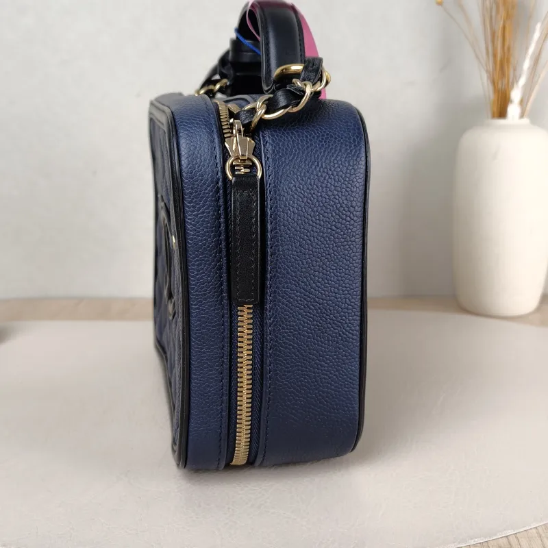 Chanel Crossbody Bag CC Filigree Vanity Cosmetic Bag Blue Black Grained Calfskin Medium 21 × 8 × 16 cm 22 — detail view 8 of 13