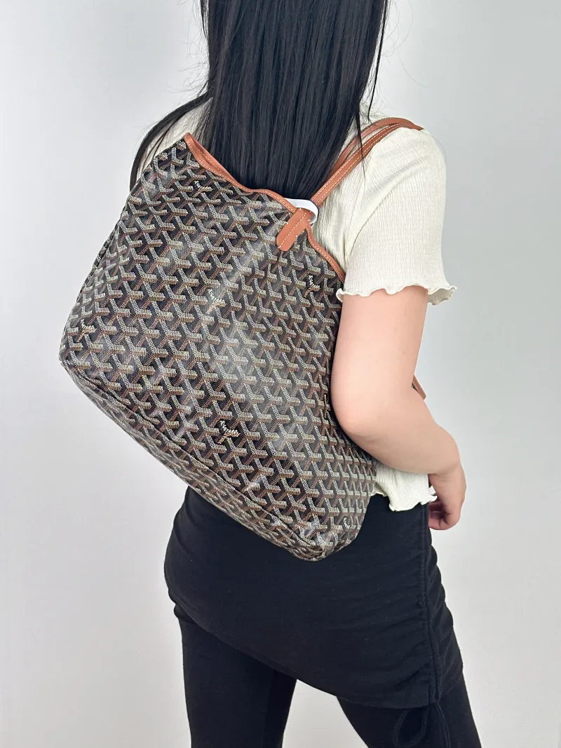 GOYARD Shoulder Bag SAINT LOUIS Shopping Tote Brown ine Canvas Small34 × 15 × 28 cm — on-model view 2 of 2