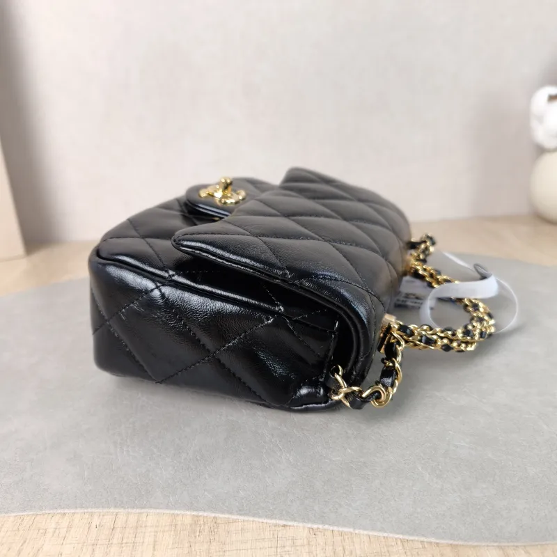 Chanel Crossbody Bag 24b Black Waxed Leather One Size 19 × 6 × 13 cm — detail view 5 of 15