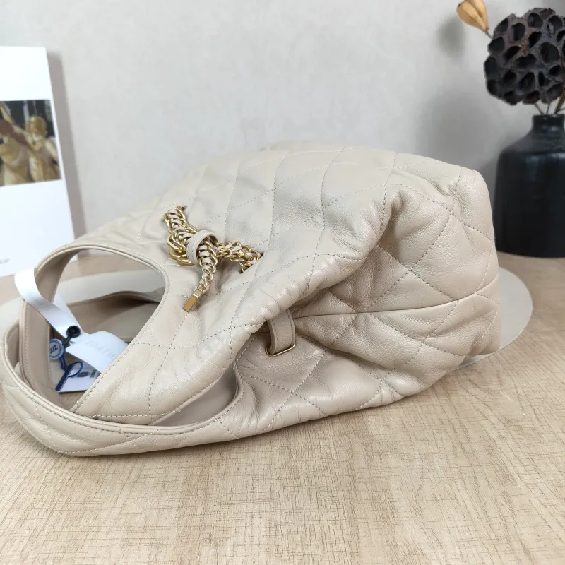 Chanel Top Handle Bag25p hobo Beige Lambskin One Size24 × 10 × 14 cm — detail view 5 of 12