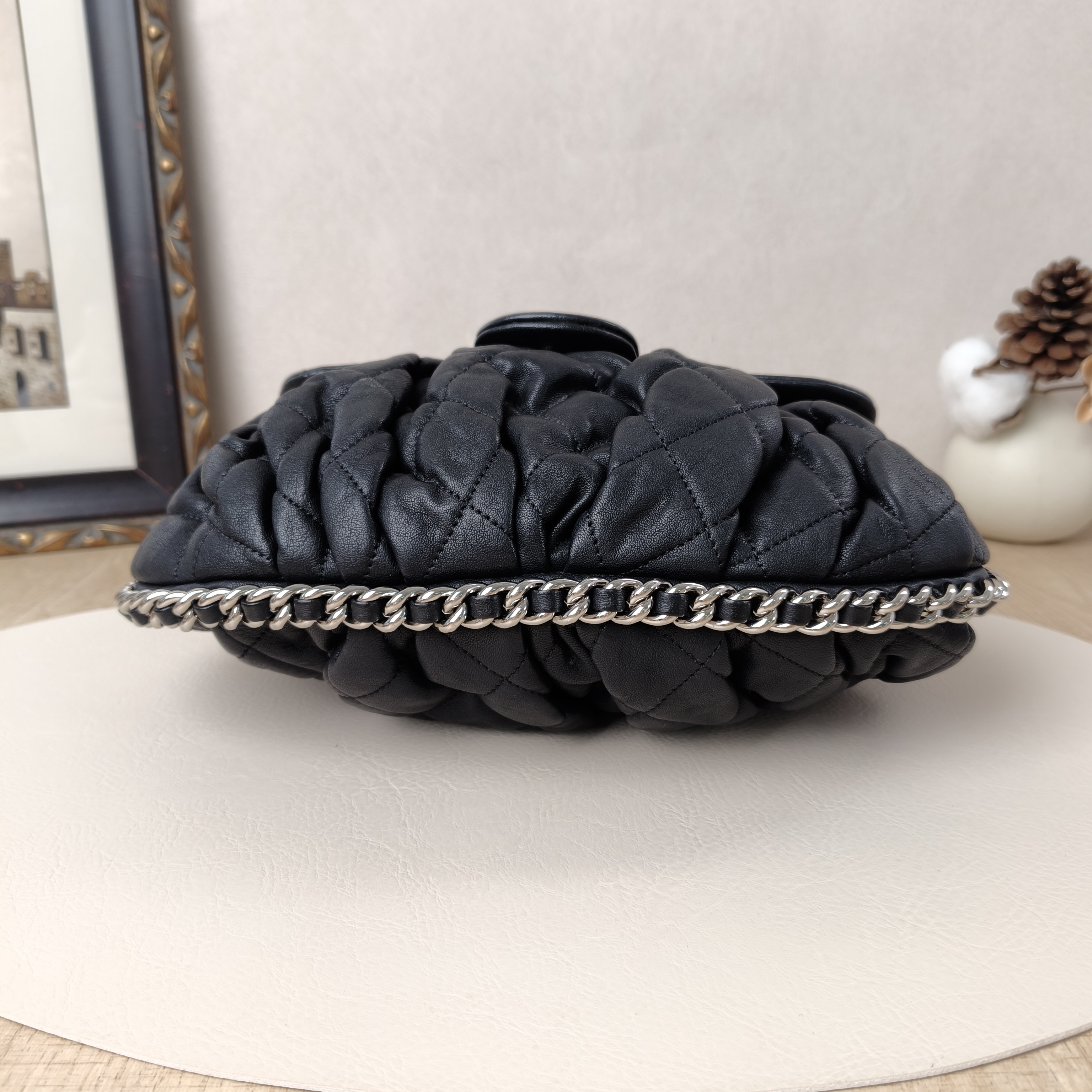 Chanel Shoulder Bag Black Calfskin One Size30 × 4 × 24 cm — cover view 11 of 11