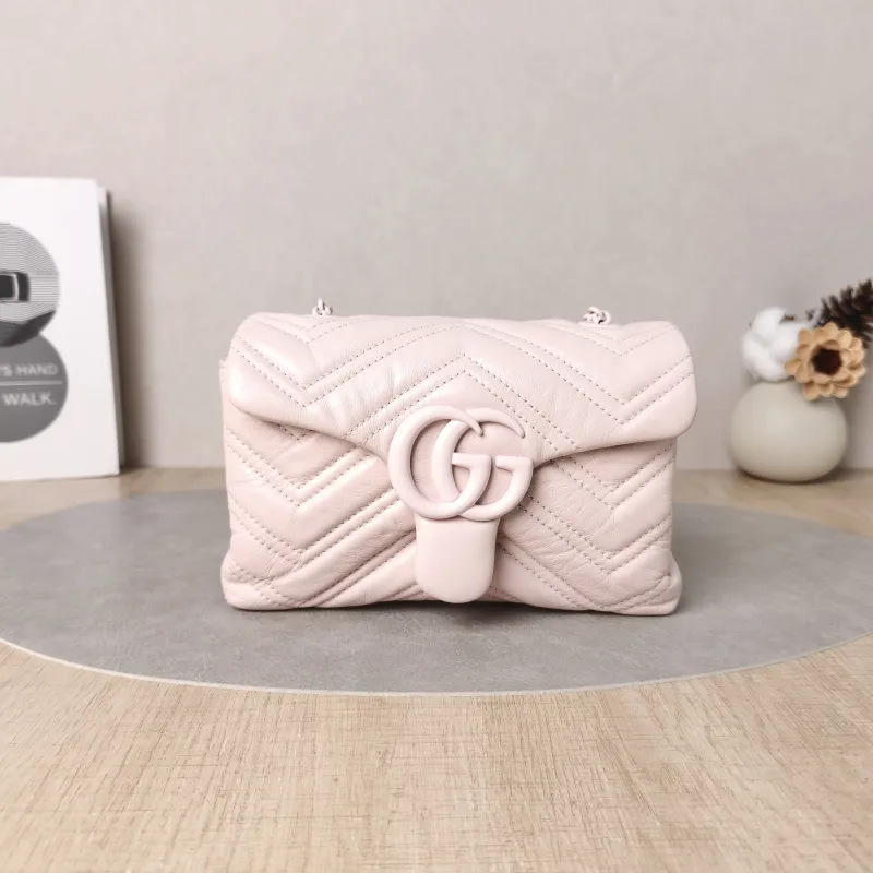GUCCI Crossbody Bag GG Marmont Marmont Shoulder Bag Pink Calfskinmini20 × 6.5 × 12 cm