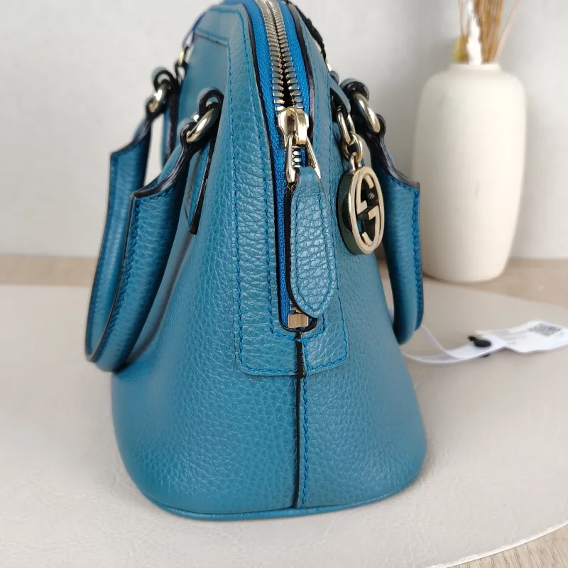 GUCCI Crossbody Bag Crossbody Bag Blue Calfskin One Size24 × 12 × 18 cm — detail view 10 of 13
