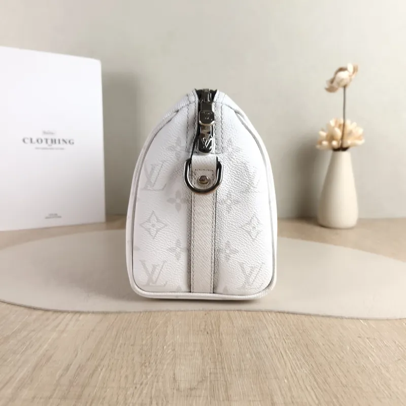 Louis Vuitton Crossbody Bag City Keepall White PVC Medium 27 × 13 × 17 cm — detail view 4 of 11