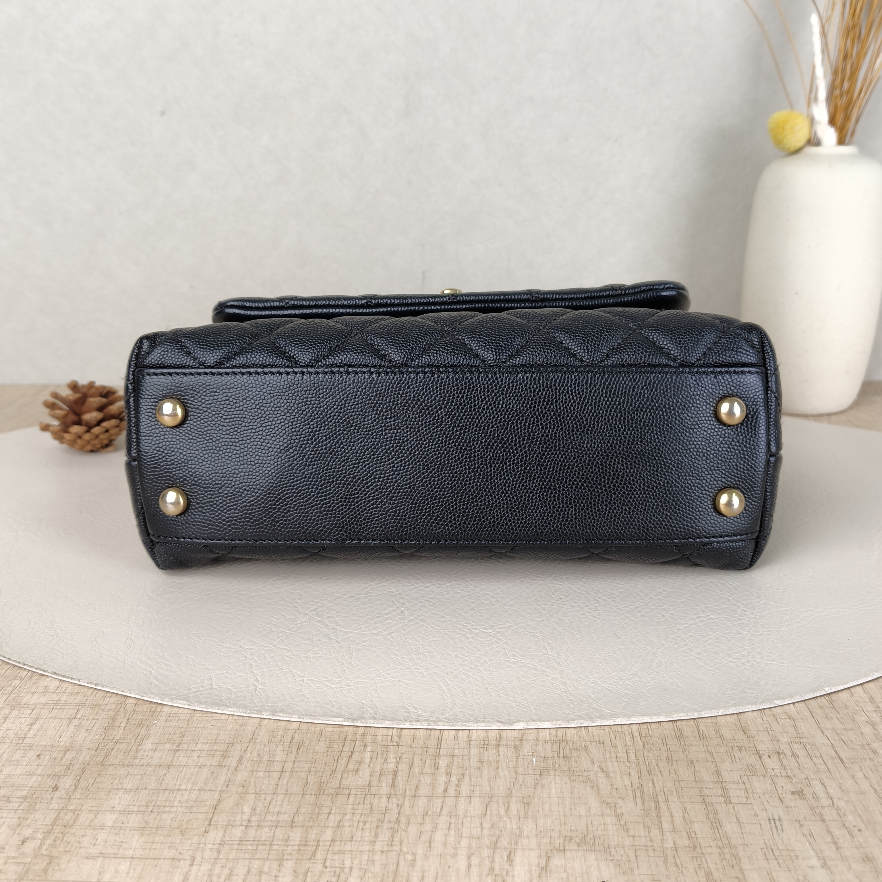 Chanel Top Handle Bag Coco HandleBlack Grained Calfskin Small24 × 10 × 14 cm — cover view 2 of 5