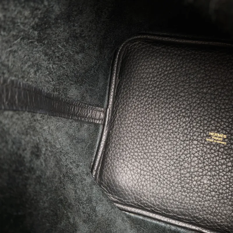 Hermès Top Handle Bag Picotin Lock 22 22 Black Taurillon Clemence TC Calfskin Medium 22 × 18 × 21 cm W — detail view 10 of 11
