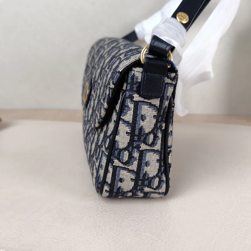 DIOR Shoulder Bag 30 Montaigne D-Vine Blue Canvas One Size 22 × 5 × 12 cm — detail view 12 of 13