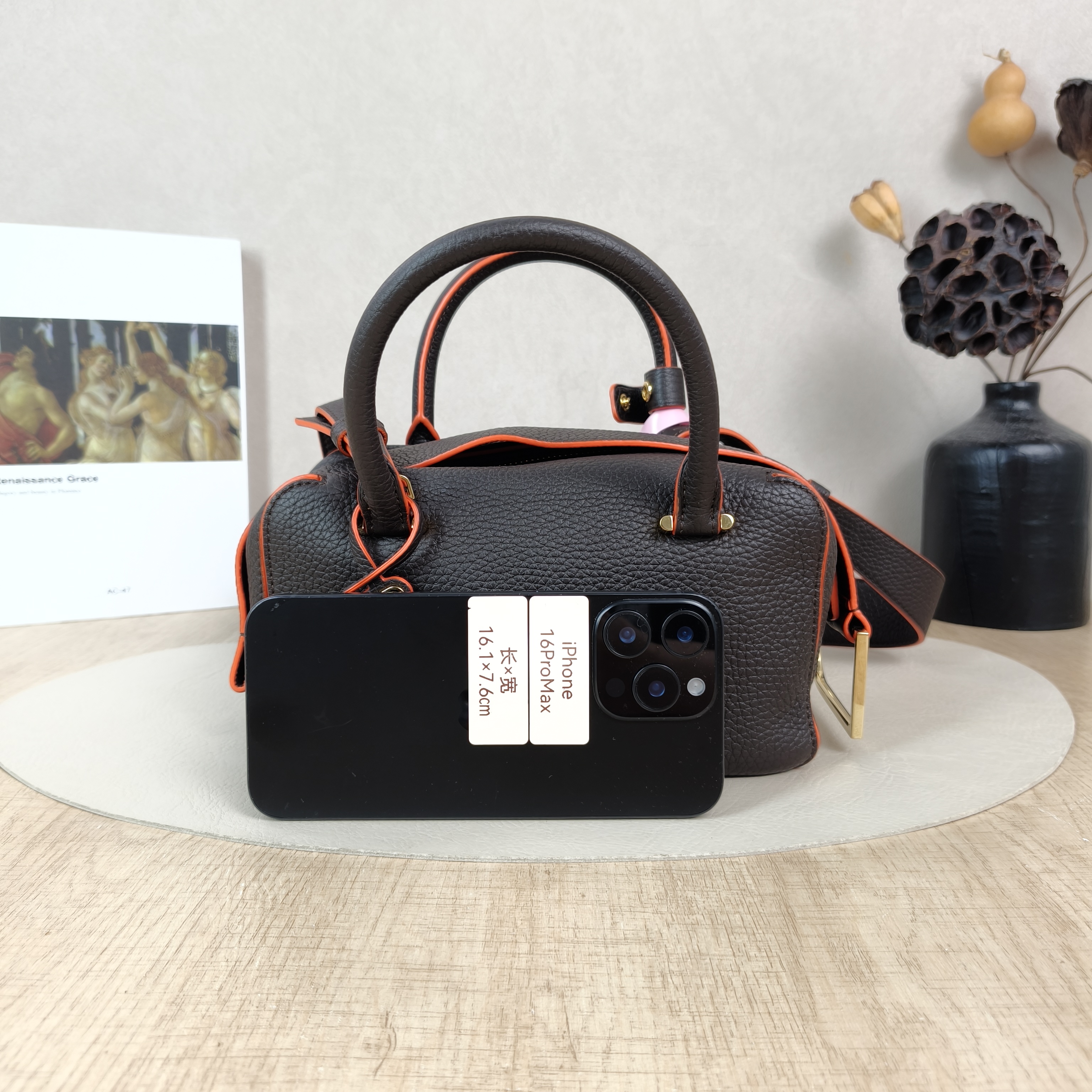 DELVAUX Top Handle Bag Cool Box Box Shoulder Bag Colorblock Calfskinmini21 × 11 × 13 cm — cover view 4 of 6