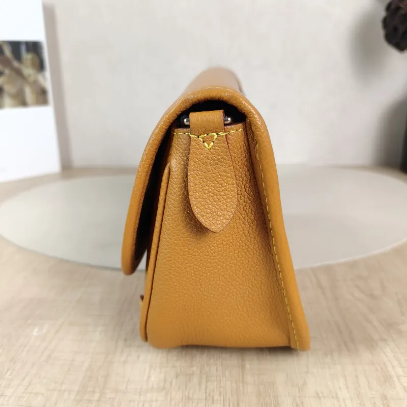 Louis Vuitton Shoulder Bag BUCI Epi Embossed Calfskin One Size 24.5 × 9 × 15.5 cm — detail view 1 of 12
